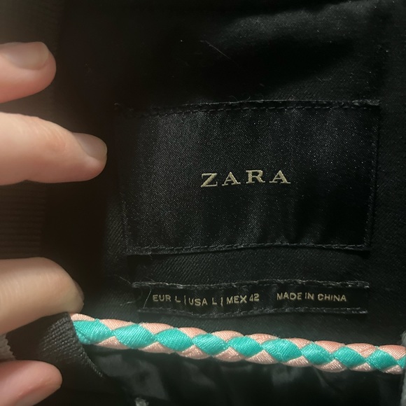 MENS ZARA LARGE VEST - Picture 2 of 5